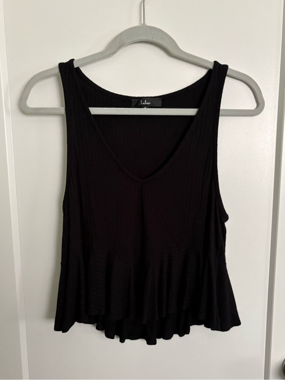Lulu’s Black Ribbed Cropped Tank Top